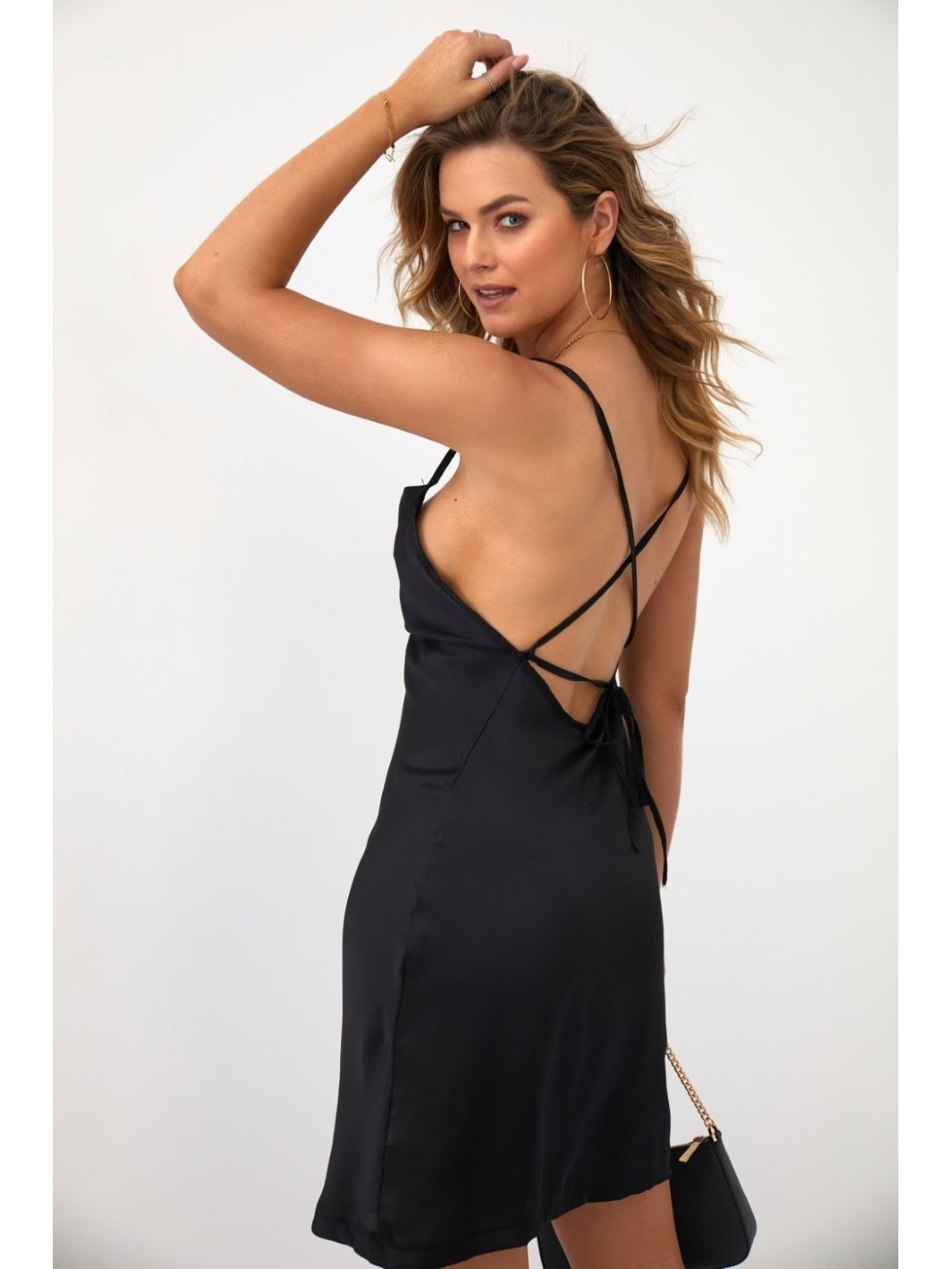 Rochie neagra din satin FG645